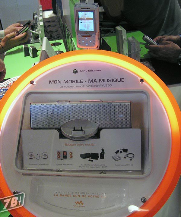 sonyericssonwalkman.jpg