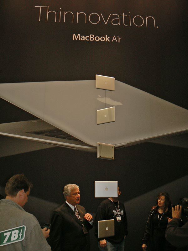 macbookair30.jpg