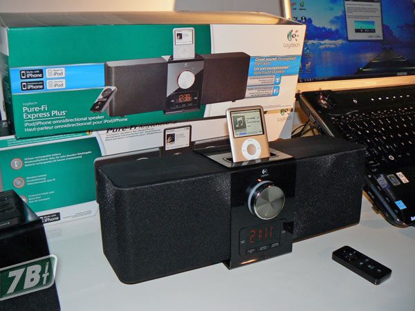 logitechpurefiexpressplus01.jpg