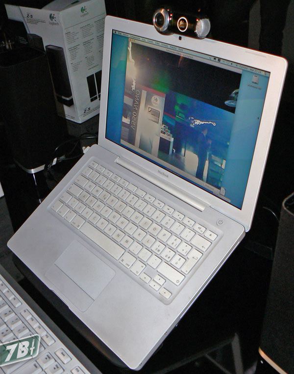 logitechquickcamvisionpro01.jpg