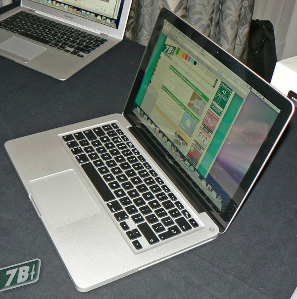 macbookunibody01.jpg