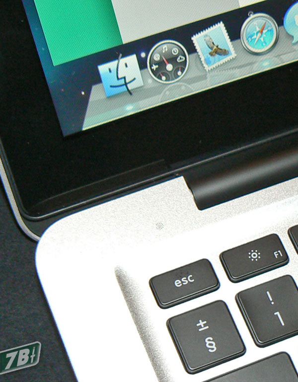 macbookunibody06.jpg