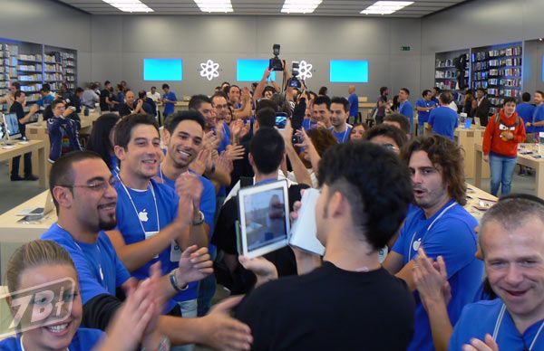applestorecataniaopen71.jpg