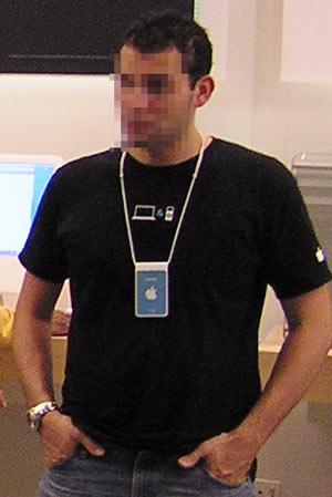 01907b_addettoapplestore