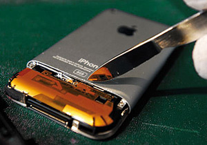 02821b_iphonegreenpeace