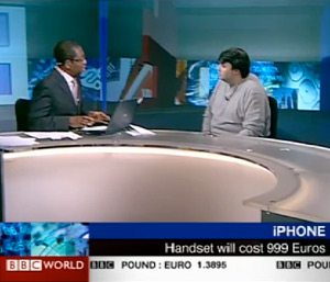 03024b_iphone999bbcworld