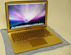 03826b_macbookairgold