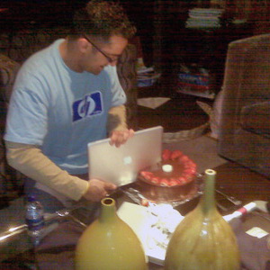 04057b_macbookairtorta