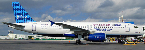 04074b_jetbluebetablue