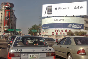 04225b_iphone3gmessicoads1