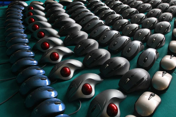 05284b_logitechmouse