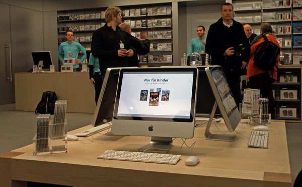 05296h_preapplestoremonaco7