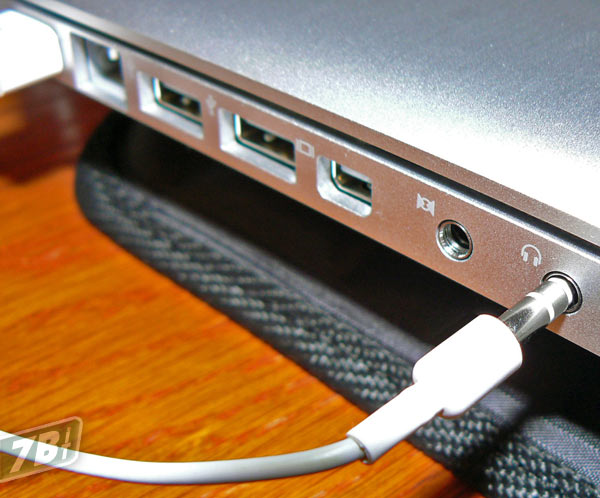 05731b_minijackaudiooutmacbook