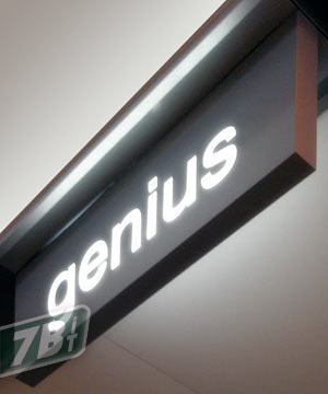 06367b_geniusapplestore