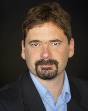 01-07980b_jonvontetzchner