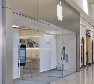 02-08051b_applestorestatenisland