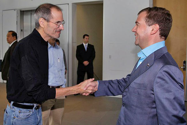 25-09168c_medvedevjobs2 25-09168c_medvedevjobs2