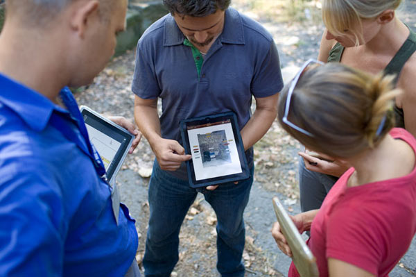 38-09741c_pompeiipad